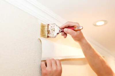 Pose de papier peint à Amailloux — revêtements muraux et toiles de verre